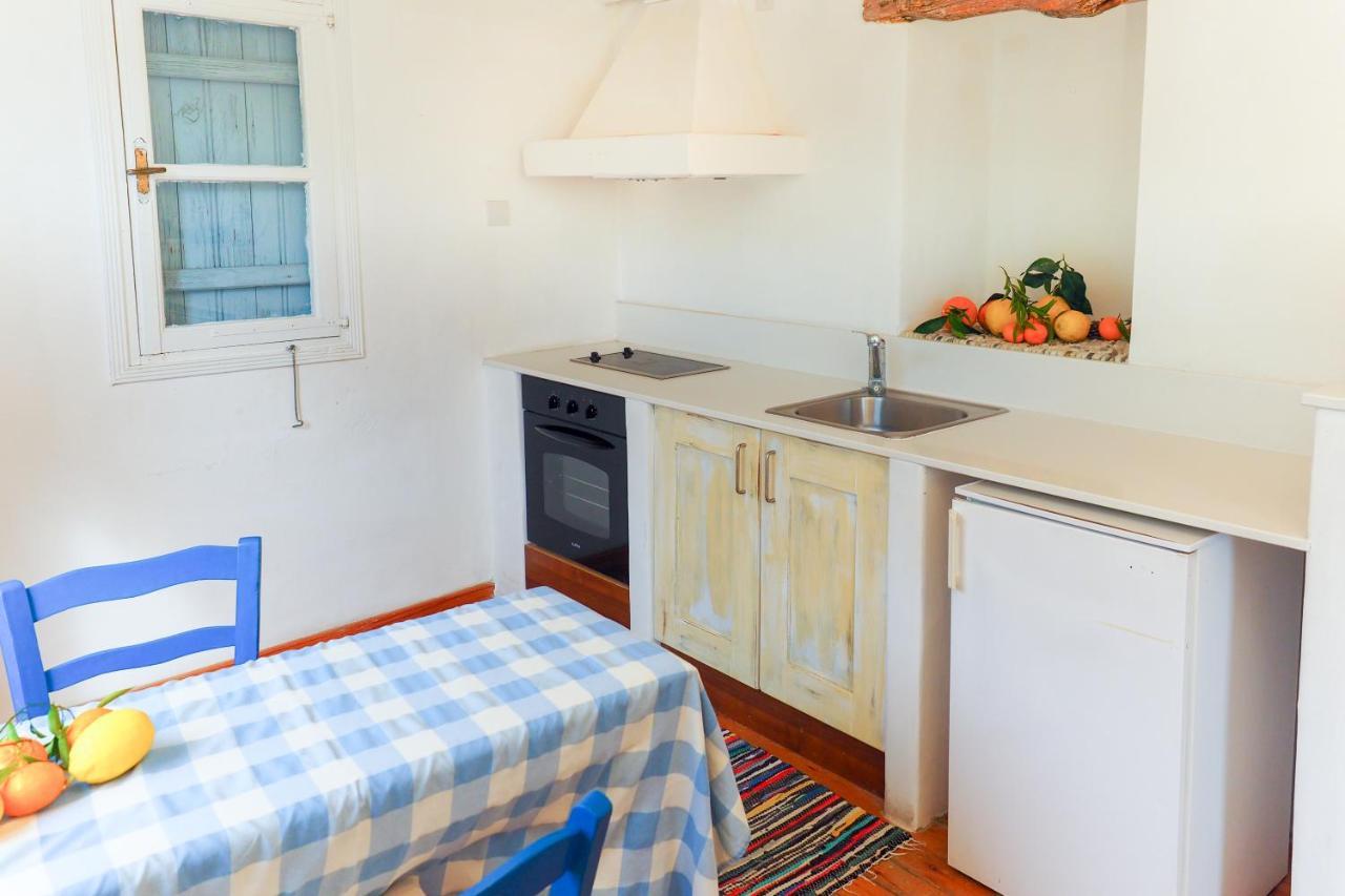 Cyprus Villages Hotel & Restaurant - Central Location - Bed & Breakfast - With Access To Pool And Stunning Views Tochni Exterior photo
