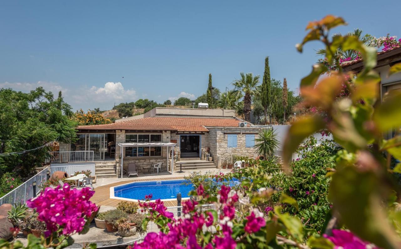 Cyprus Villages Hotel & Restaurant - Central Location - Bed & Breakfast - With Access To Pool And Stunning Views Tochni Exterior photo