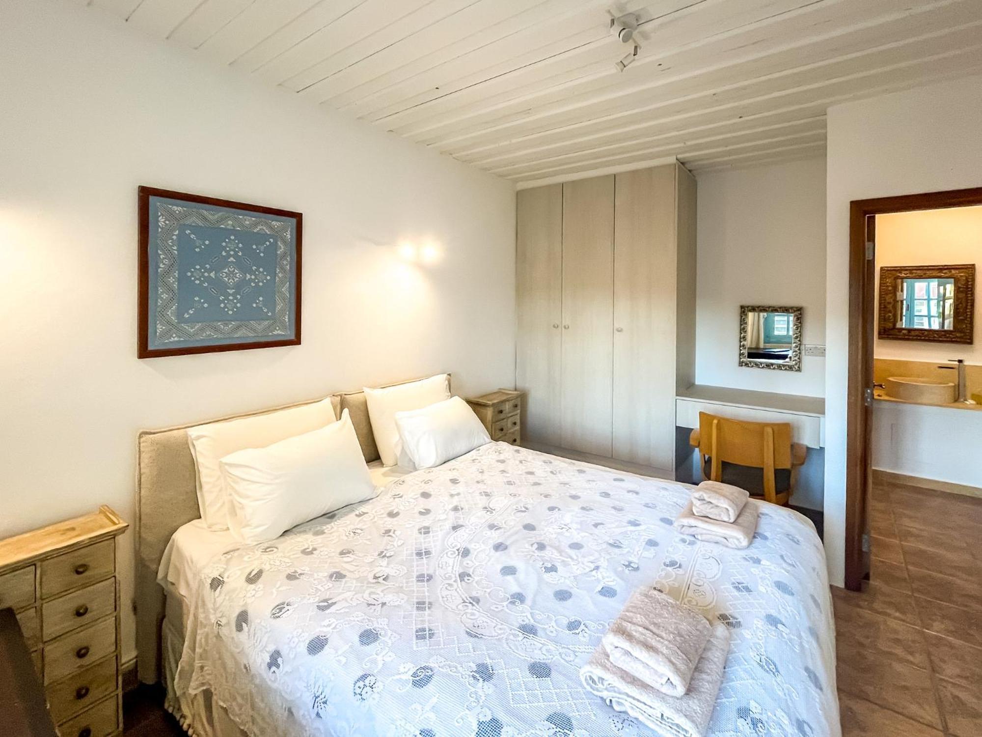 Cyprus Villages Hotel & Restaurant - Central Location - Bed & Breakfast - With Access To Pool And Stunning Views Tochni Exterior photo